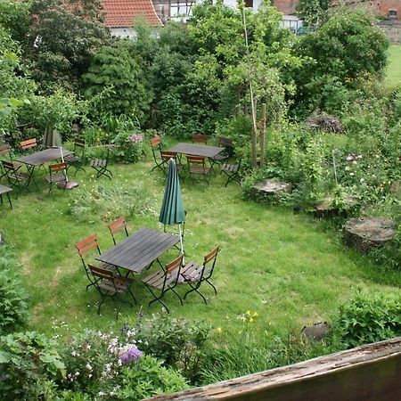 Apartments Cafe Brennnessel Veltheim Екстер'єр фото